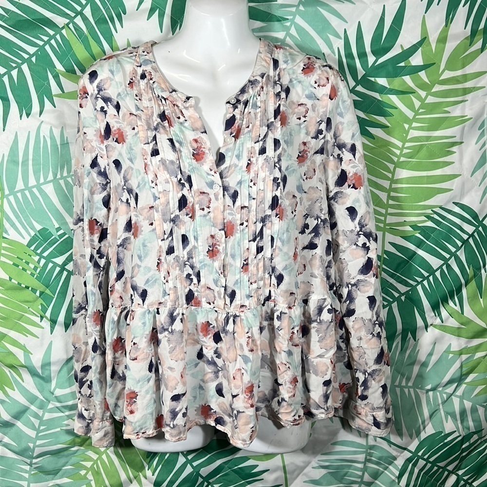 DOWNEAST multi color ruffled long sleeve top with flared bottom - size m…